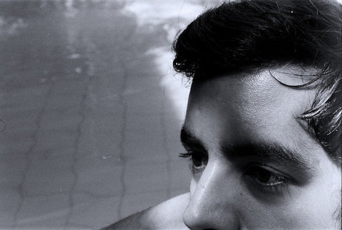 Onde a água ensaia a memória