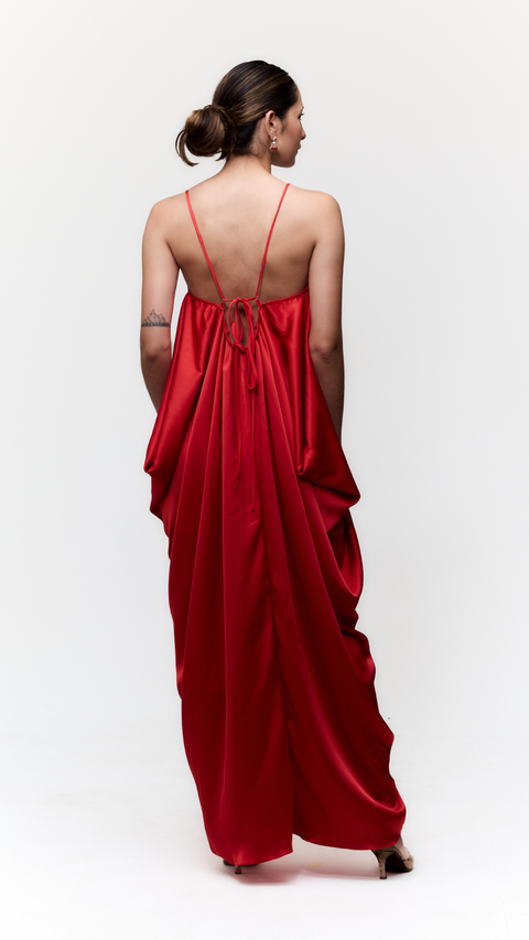 Vestido Coluna — Longo em Cetim com Drapeados e Costas Abertas
